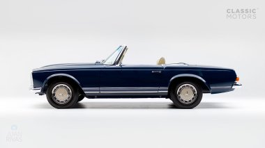 1968-Mercedes-Benz-280-SL-Pagoda-Blue-113044-10-002012-Studio_008