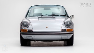 1970-Porsche-911S-Silver-9110300420-Studio_006