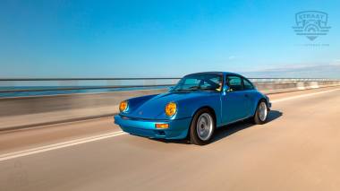 Straat-Automobile-1978-Porsche-911SC---Minerva-Blue-9118201686---Lifestyle_002